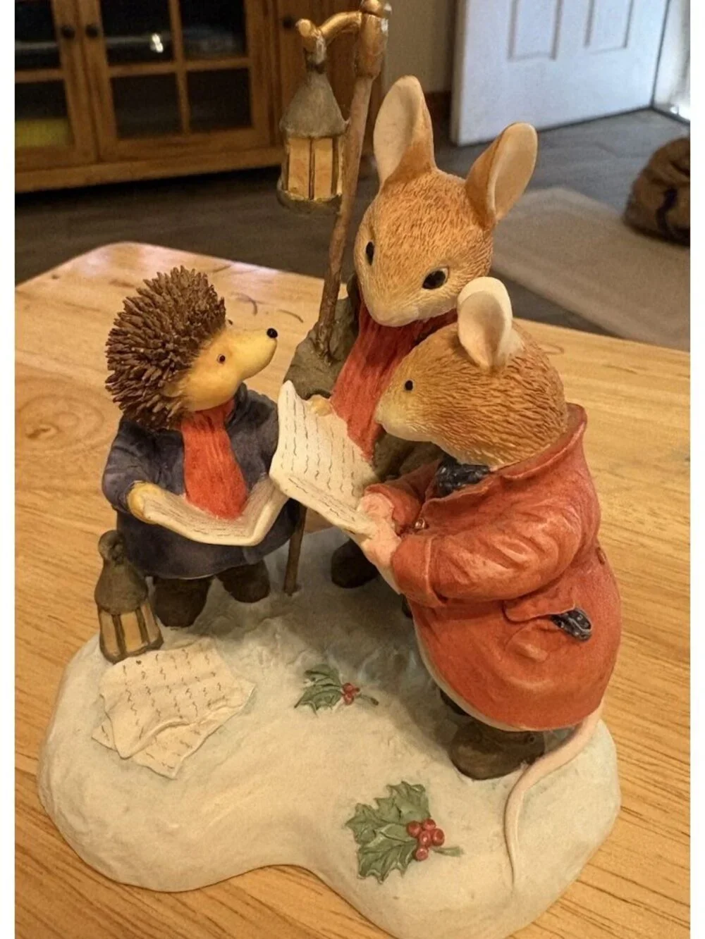 Villeroy & Boch Winter at Foxwood #13 Carol Singers Heavenly Voices 1994 - V